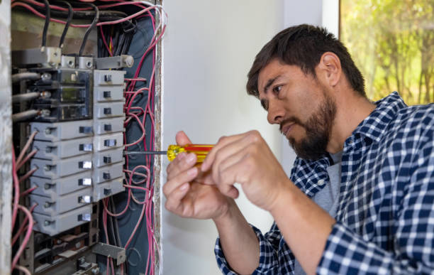 Best Emergency Electrical Repair  in Coushatta, LA